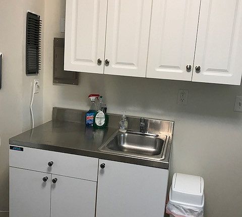 5th image of 451 Orange St APT 3R