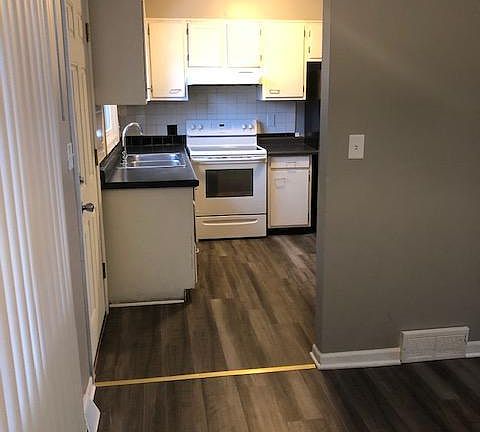 2nd image of 4517 Apple Orchard Ln