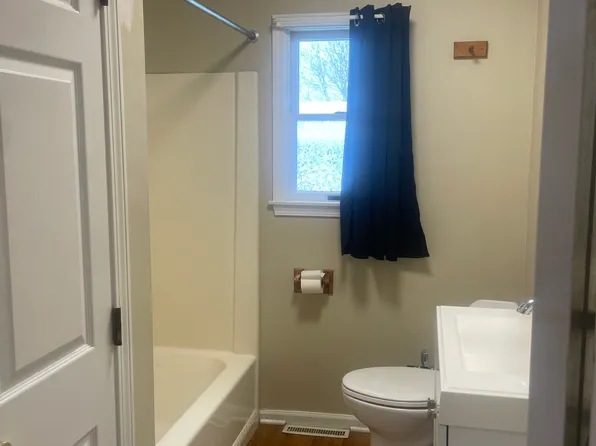 (undisclosed Address), Depew, NY 14043