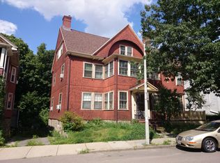 28 Oakview Ter, Jamaica Plain, MA 02130