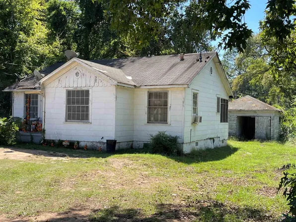 600 W Emory St, Marshall, TX 75670