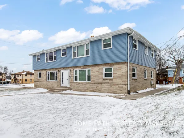 147 S Grand Ave APT 3, Waukesha, WI 53186