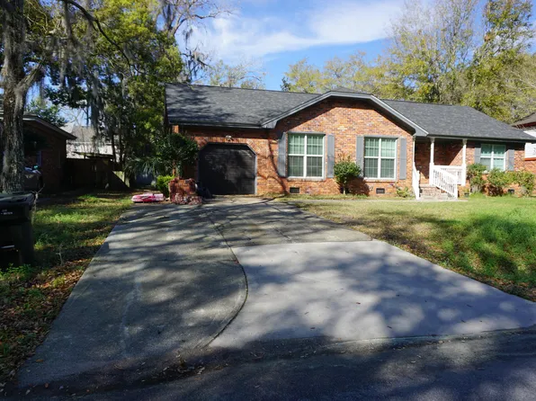 11 Wendy Ln, Charleston, SC 29407