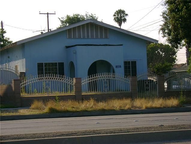 1st image of 858 N Towne Ave
