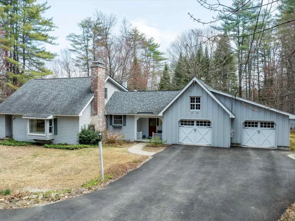 27 Grimes Hill Road, Newfane, VT 05345