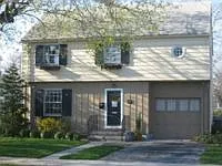 435 N West St photo 1