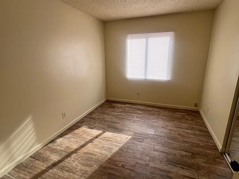 26595 Voyage Ln — Photo 2