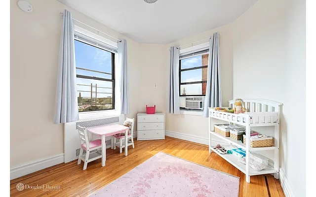 Sold by Douglas Elliman | media 15