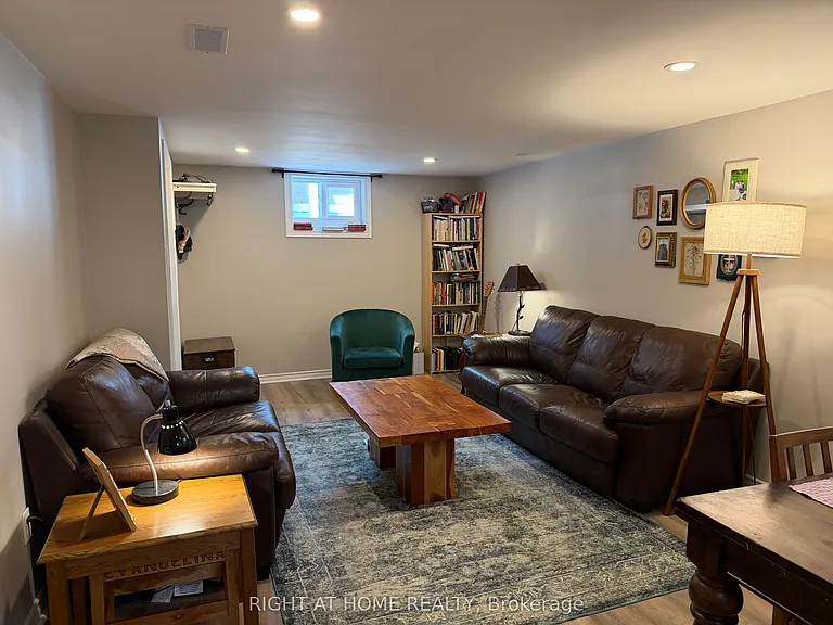48 Langstone Cres #BASEMENT — Photo 4
