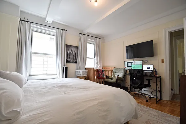 Rented by PMG Real Estate  | media 19