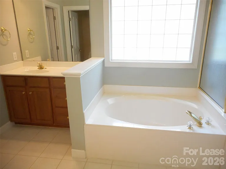 3088 Ancestry Cir — Photo 18