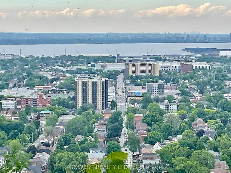 29 Cliff Ave #2 — Photo 14