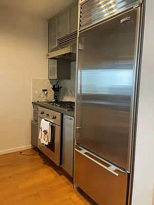 Rented by AKRENYC | media 26