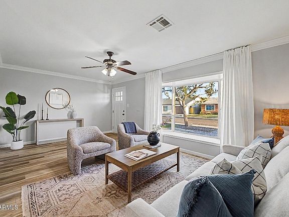 4th image of 8608 E Vernon Avenue
