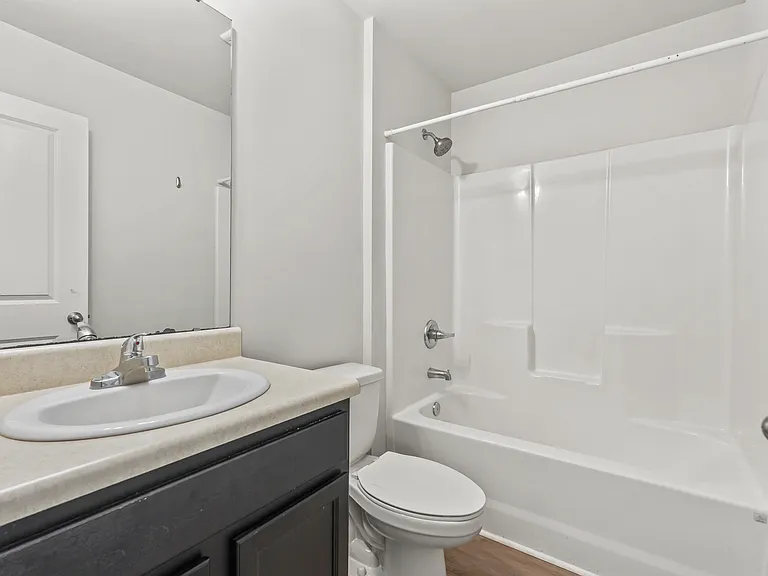 1789 Sapphire Dr — Photo 25