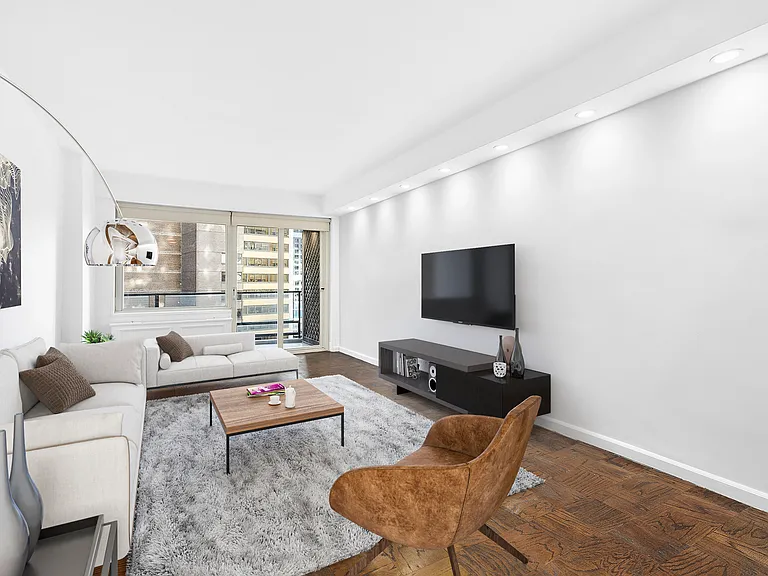 159 W 53rd St #25C — Photo 2