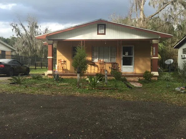 1506 Napoleon St, Palatka, FL 32177