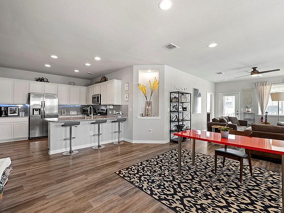 2nd image of 1701 Logan Dr Unit 53