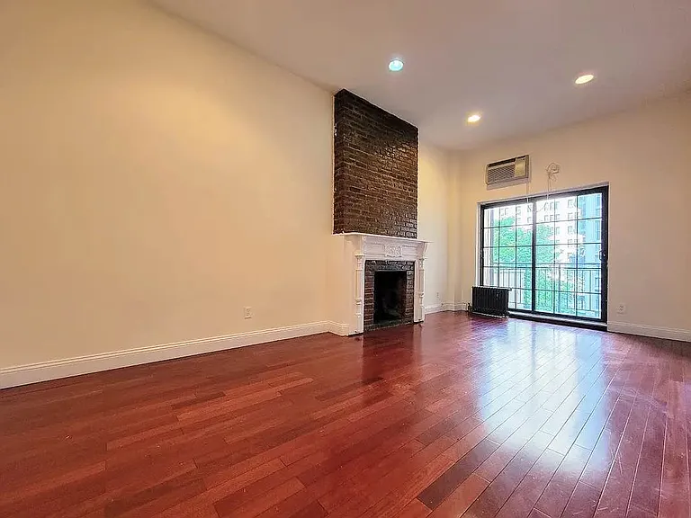 161 W 95th St #3S — Photo 1