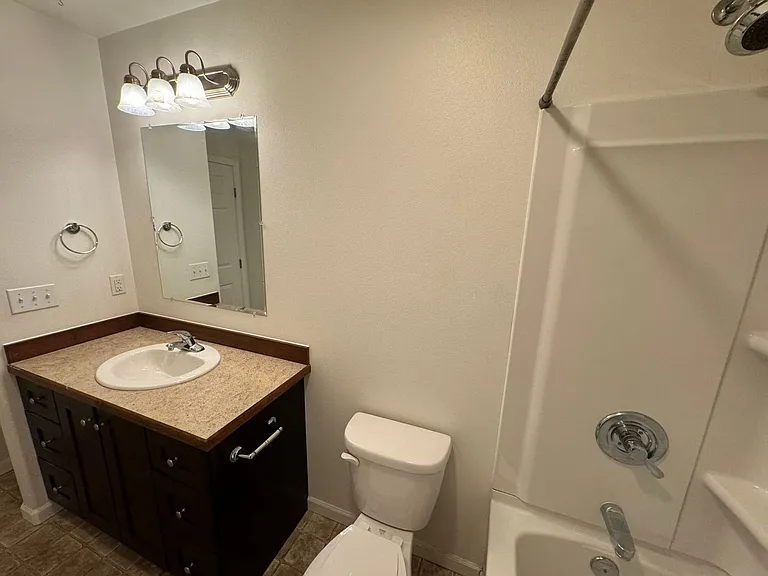 3632-3638 S Heartwood Cir — Photo 16