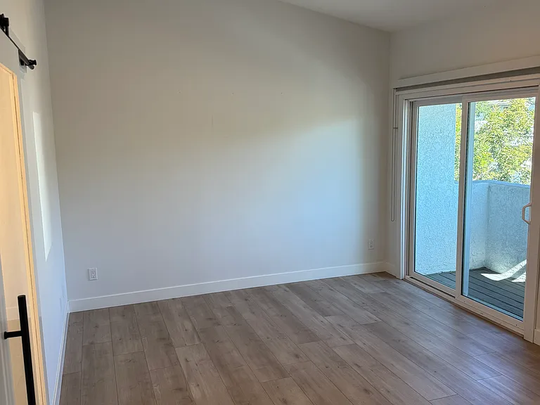 103 Harbor Woods Pl — Photo 15