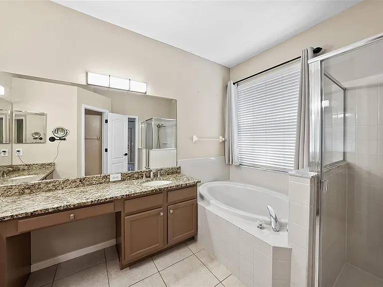 13804 Sigler St — Photo 21