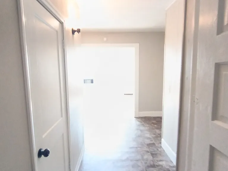 318 Marquette St #320 — Photo 3