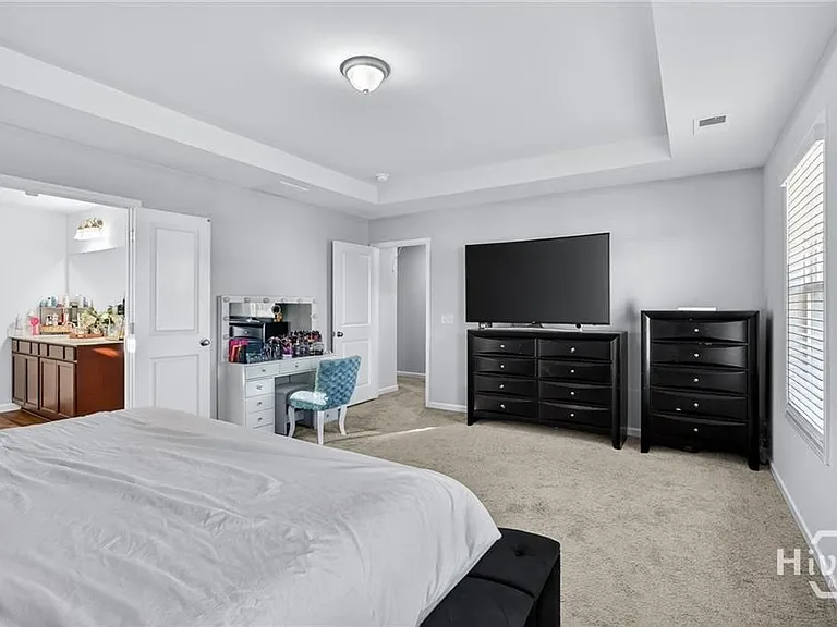 124 Jennie Dr — Photo 33