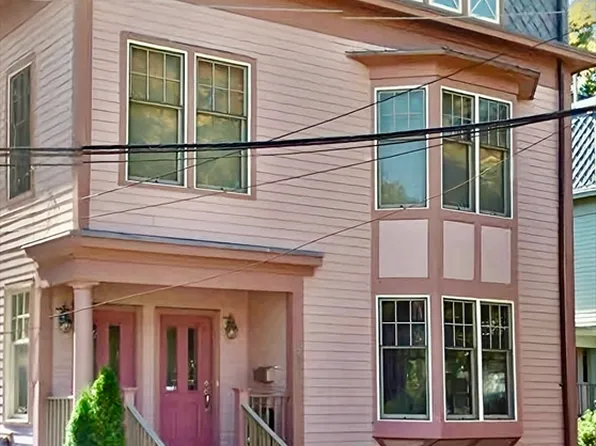 53 Winslow Rd, Brookline, MA 02446