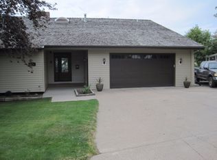 514 Skyline Dr NE, Great Falls, MT 59404
