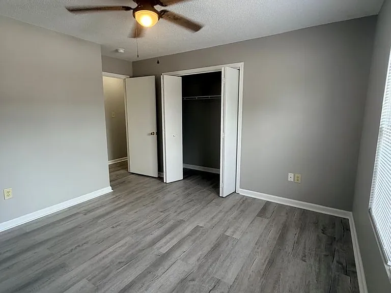 103 Middle St — Photo 17