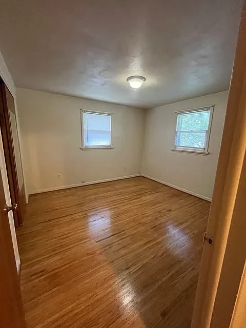 1078-1082 Bay Street - 1078 — Photo 3