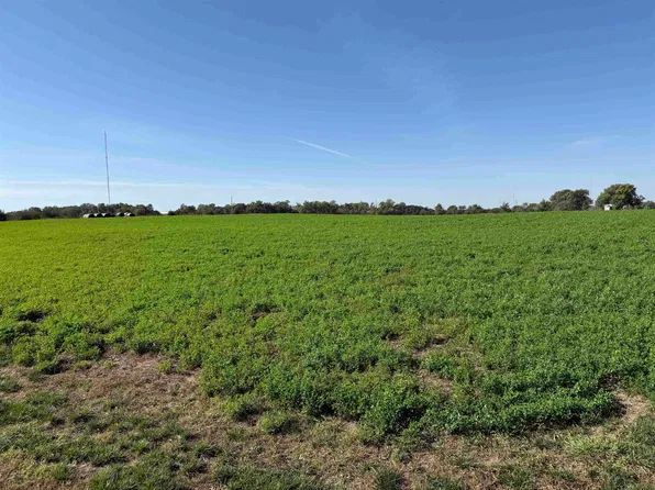 84207 Valley View Rd, Norfolk, NE 68701