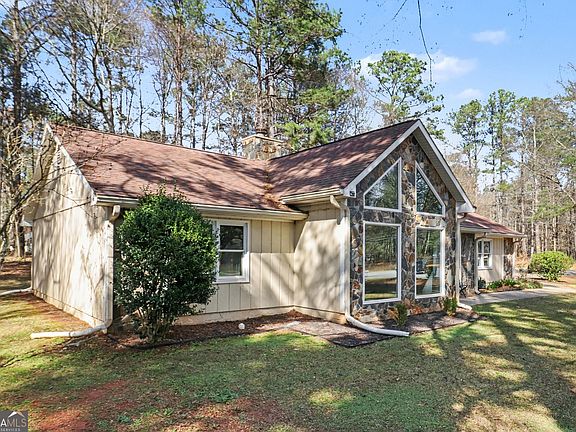 3rd image of 7055 Rivertown Rd