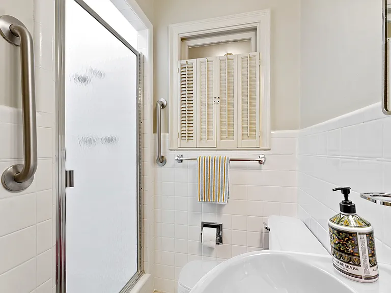 5407 Norwood St — Photo 16