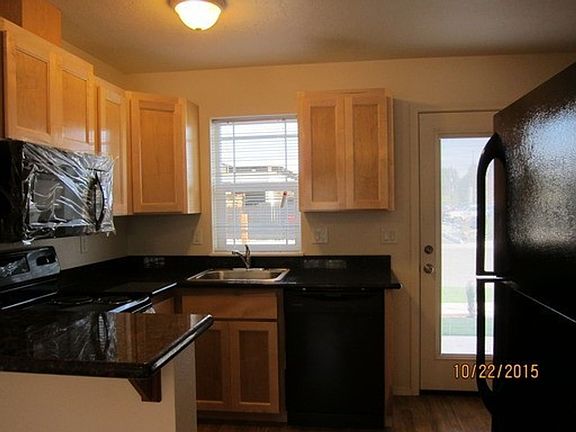 4th image of 540 W 3rd Ave Unit 6