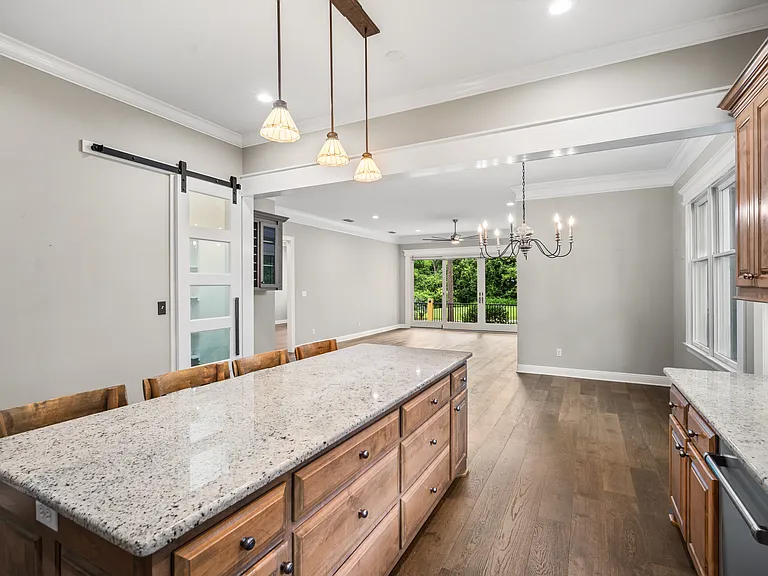 125 Chestnut Rdg — Photo 12