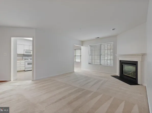 641 Straffan Dr Unit 201, Lutherville Timonium, MD 21093