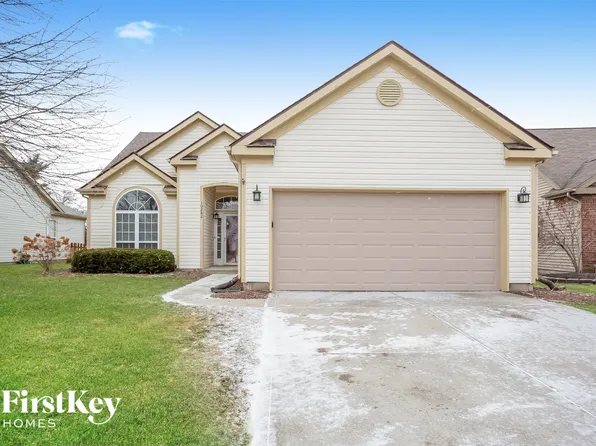 10282 Lakeland Dr, Fishers, IN 46037
