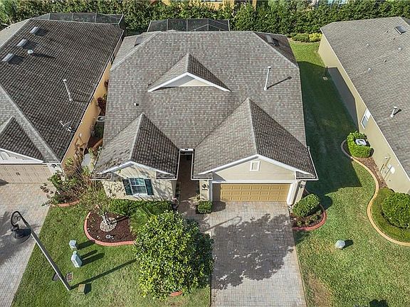 2nd image of 426 Armada Ln