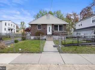 719 Girard Ave, Collingdale, PA 19023