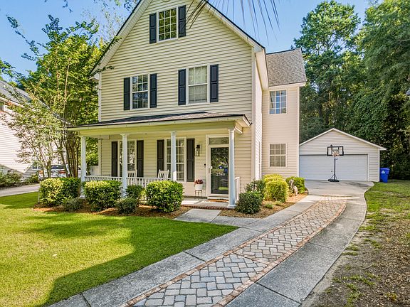 2nd image of 2340 Kennison Ln
