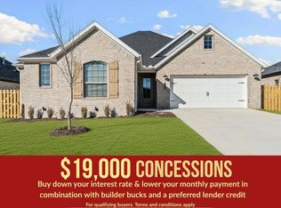 1908 Farmer St, Pea Ridge, AR 72751