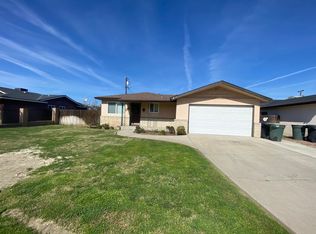 100 W Spruce Ave, Lemoore, CA 93245