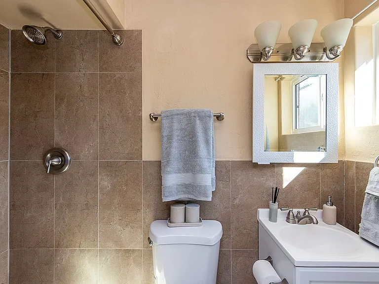 3526 N Santa Rita Ave — Photo 15