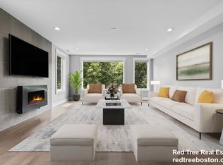 202 Rawson Rd #PENTHOUSE, Brookline, MA 02445