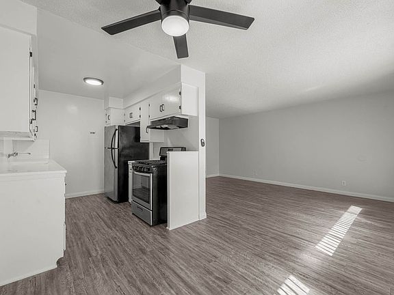 5th image of 8419 S Western Ave APT 02