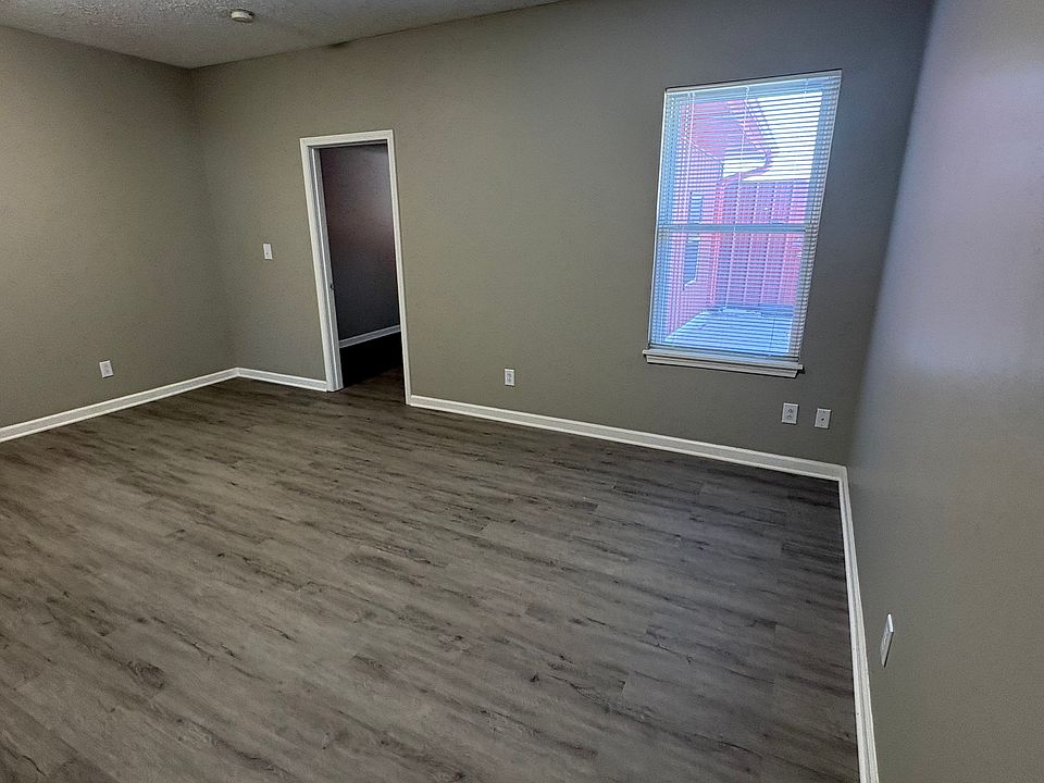 1st image of 602 12th St #A