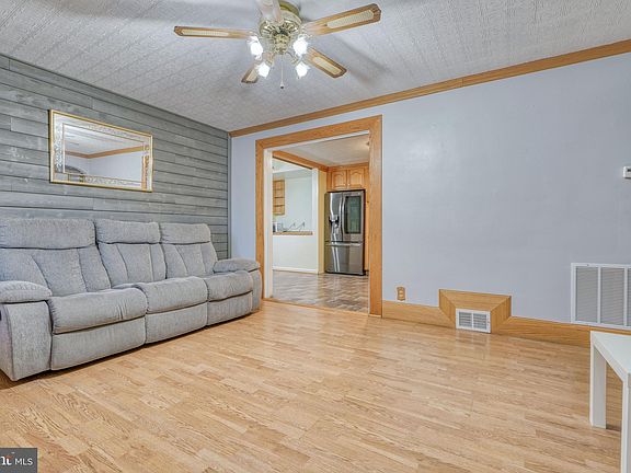 2nd image of 7312 Martell Ave