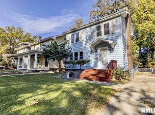 1041 W Edwards St, Springfield, IL 62704